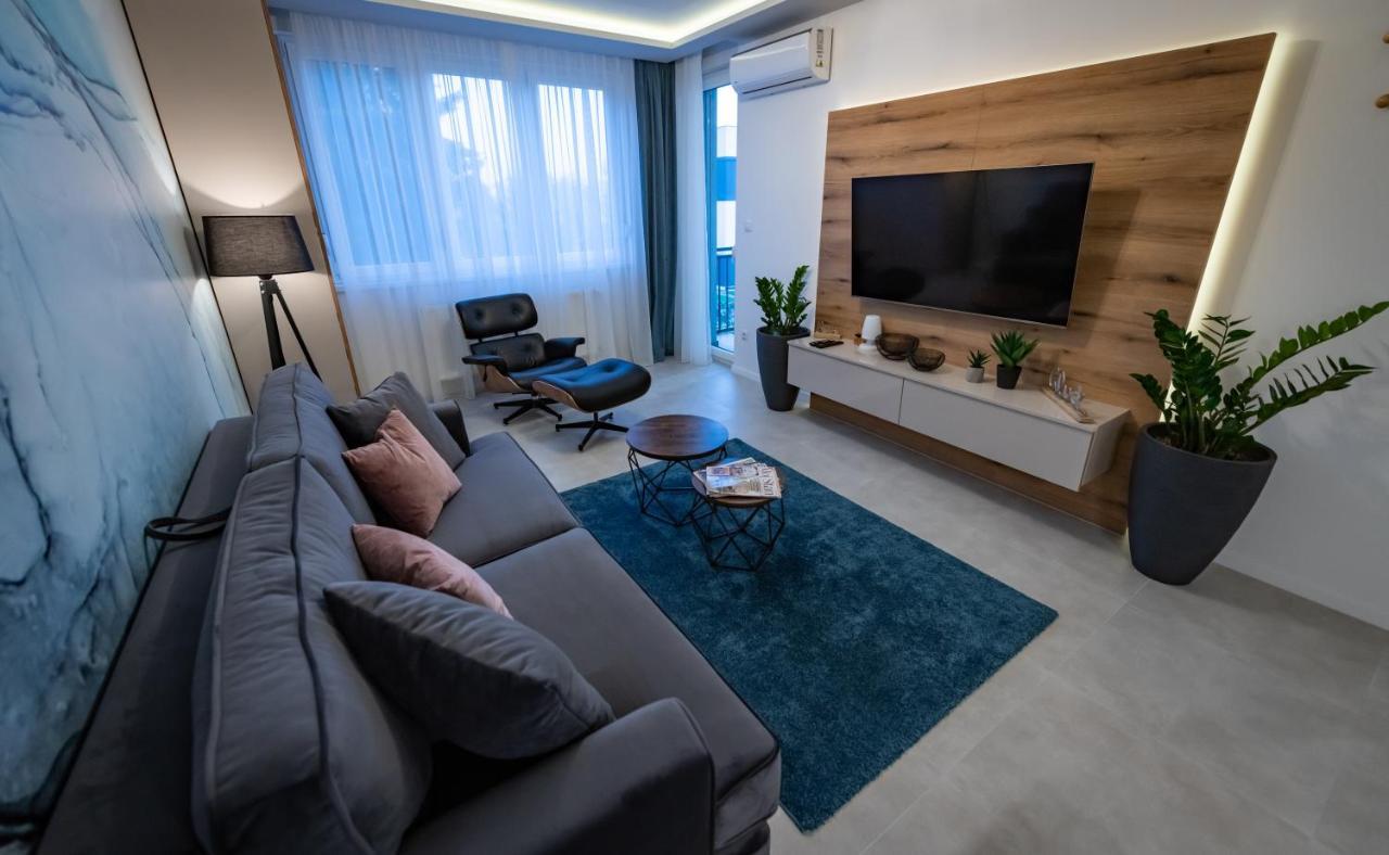 Family Resort Subotica Apartments Экстерьер фото