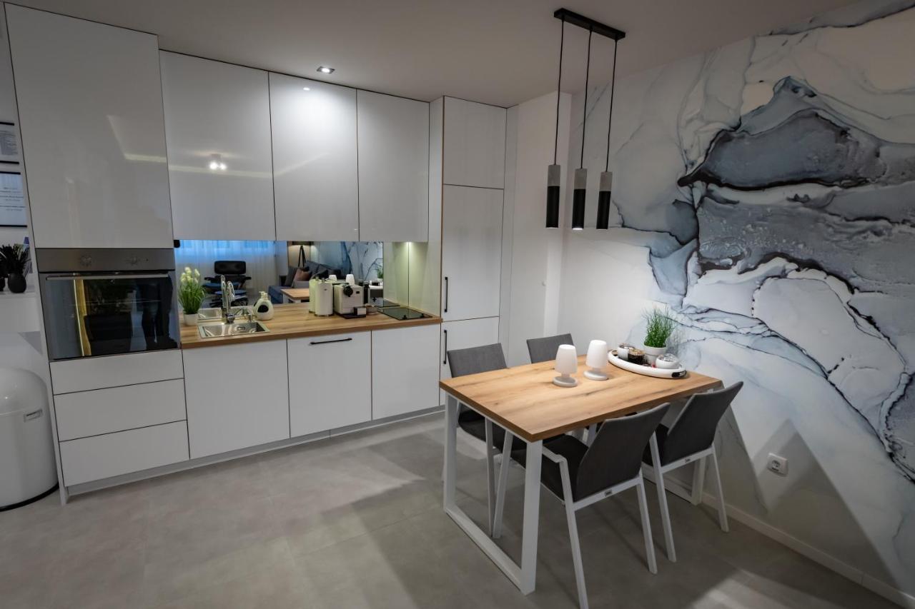 Family Resort Subotica Apartments Экстерьер фото