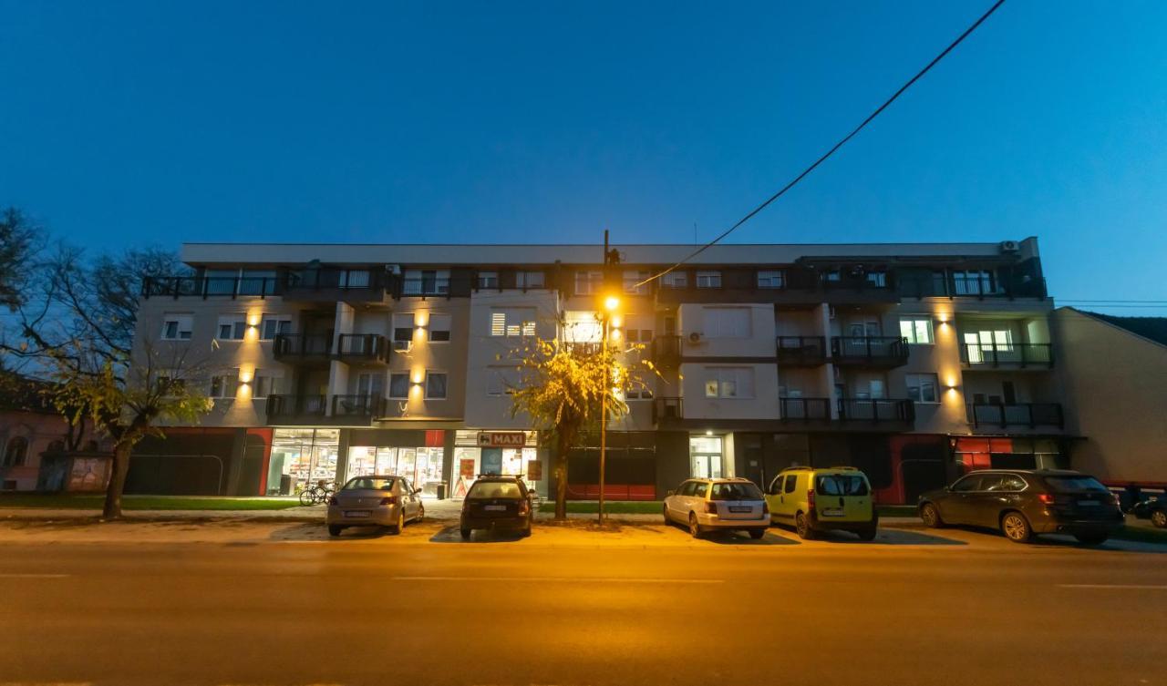 Family Resort Subotica Apartments Экстерьер фото