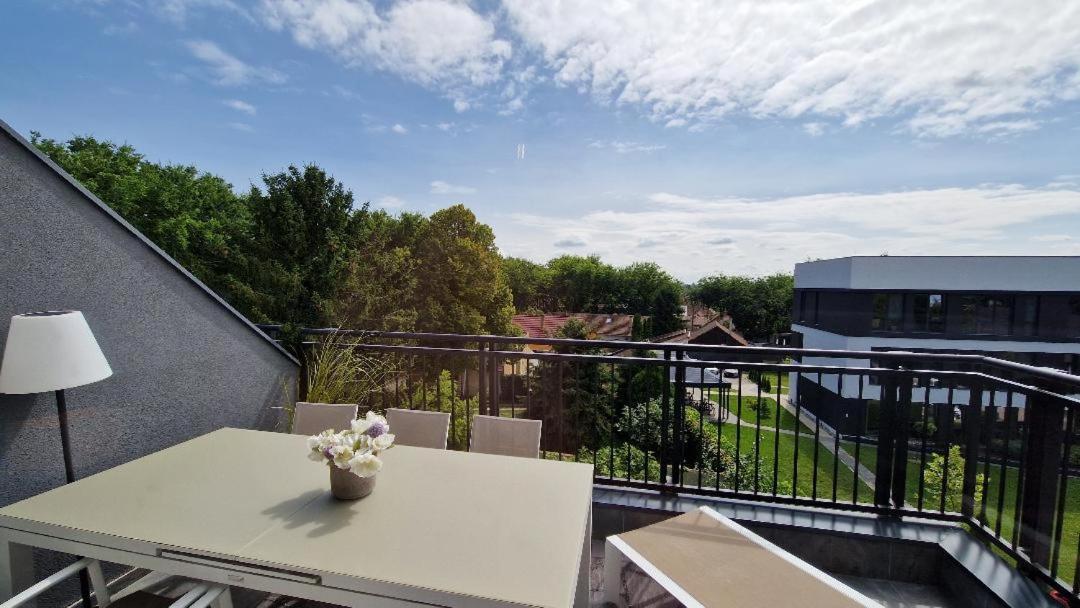 Family Resort Subotica Apartments Экстерьер фото