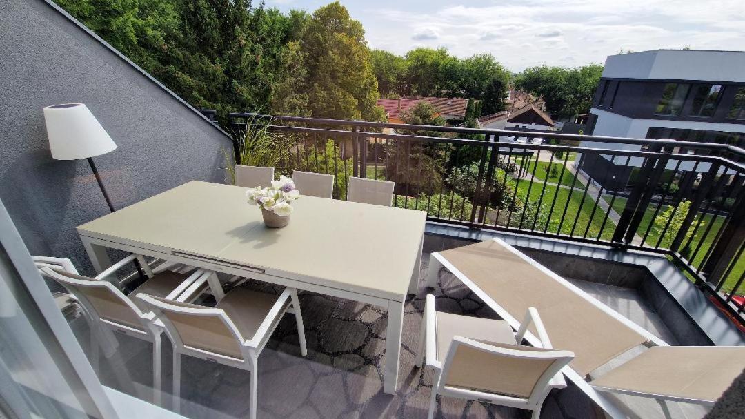 Family Resort Subotica Apartments Экстерьер фото