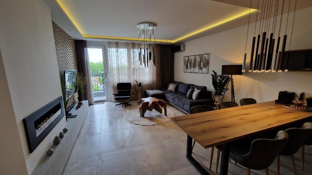 Family Resort Subotica Apartments Экстерьер фото