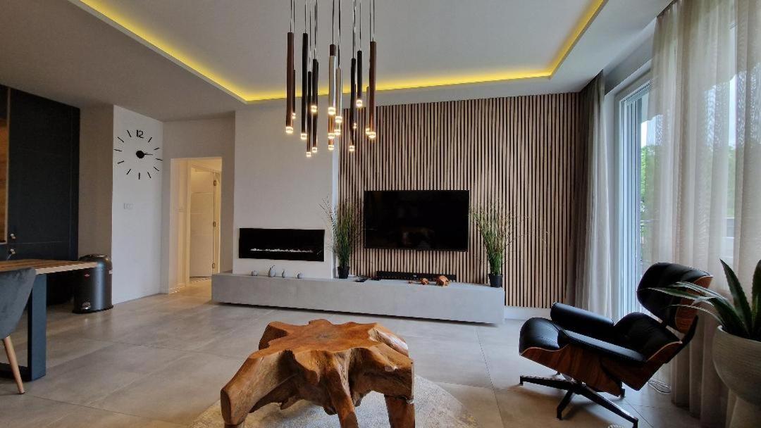 Family Resort Subotica Apartments Экстерьер фото